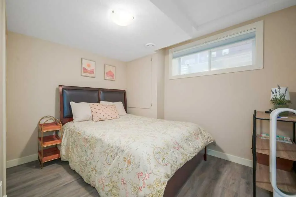 401 Mahogany Court SE