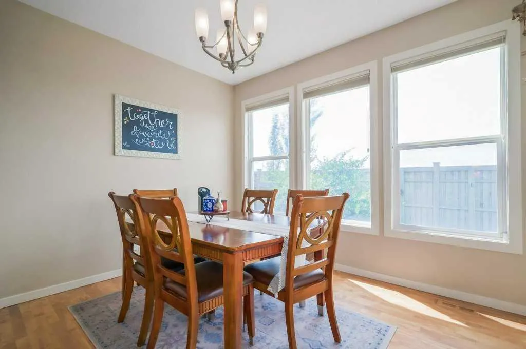 401 Mahogany Court SE