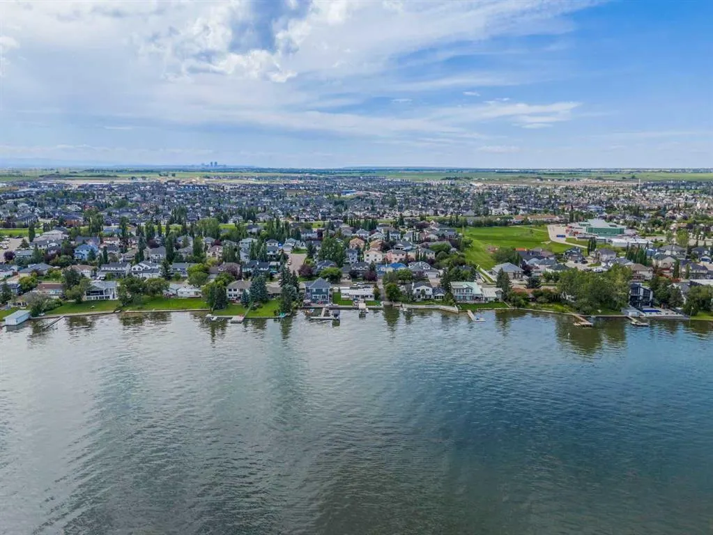 828 West Chestermere Drive