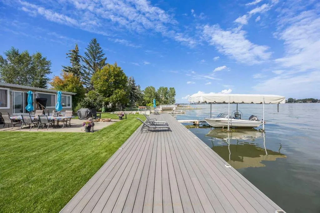 828 West Chestermere Drive