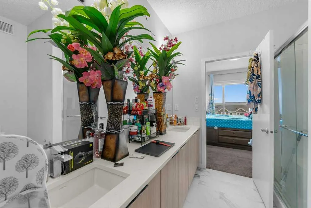 40 Carrington Plaza NW, #308