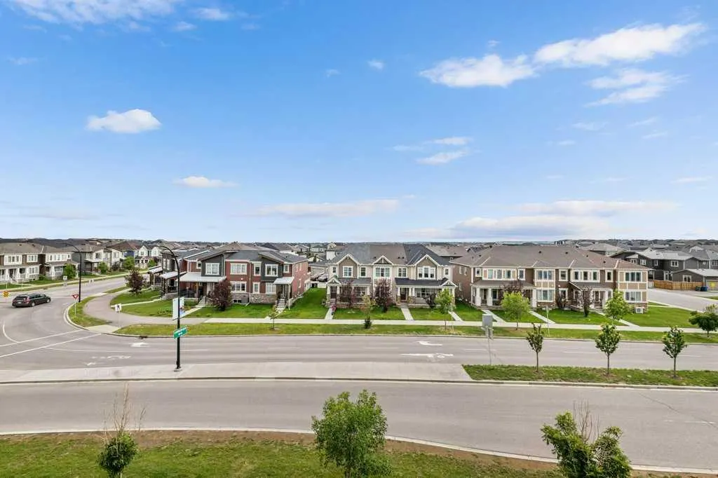 40 Carrington Plaza NW, #308
