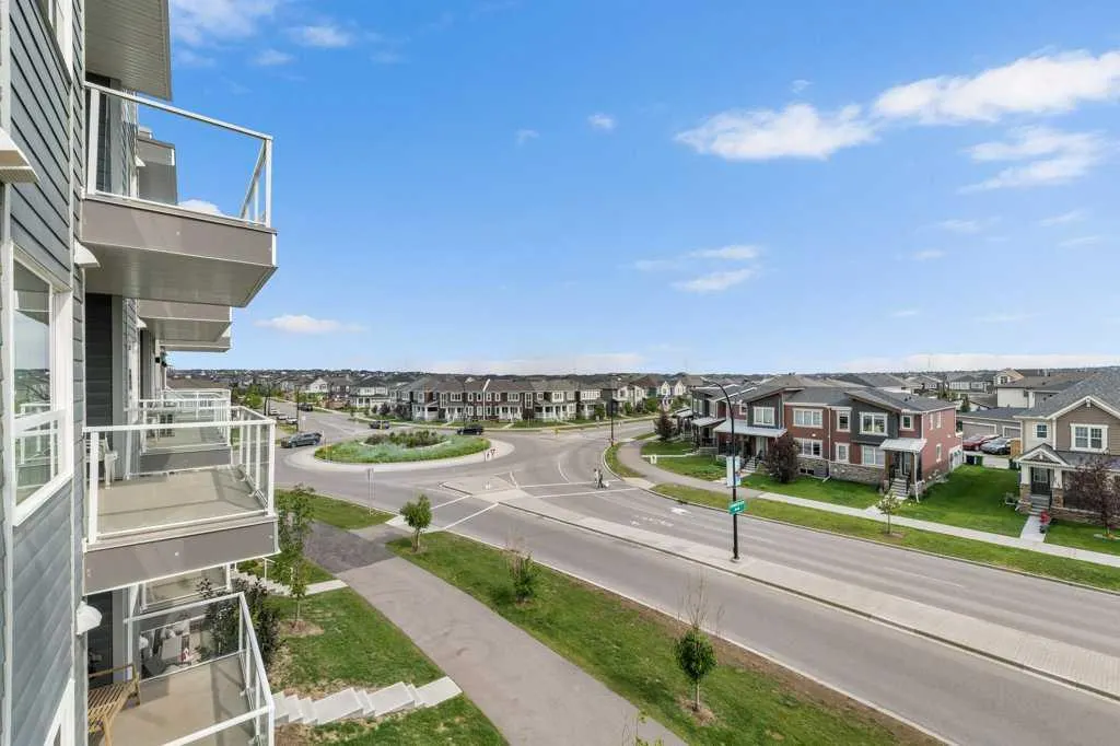 40 Carrington Plaza NW, #308