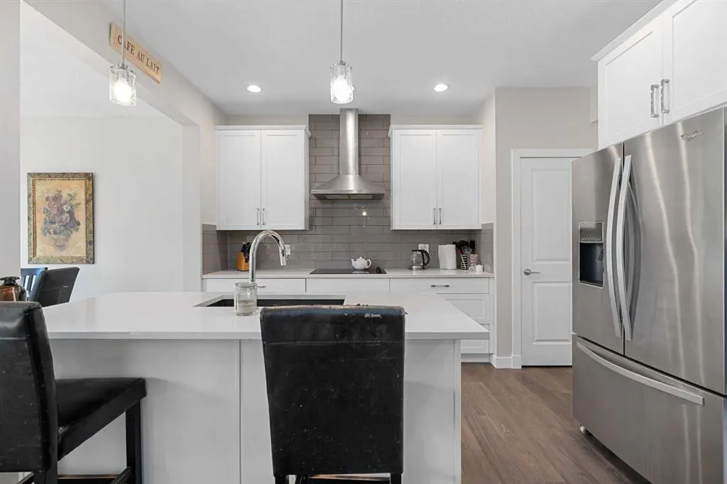 388 Bayview Way SW