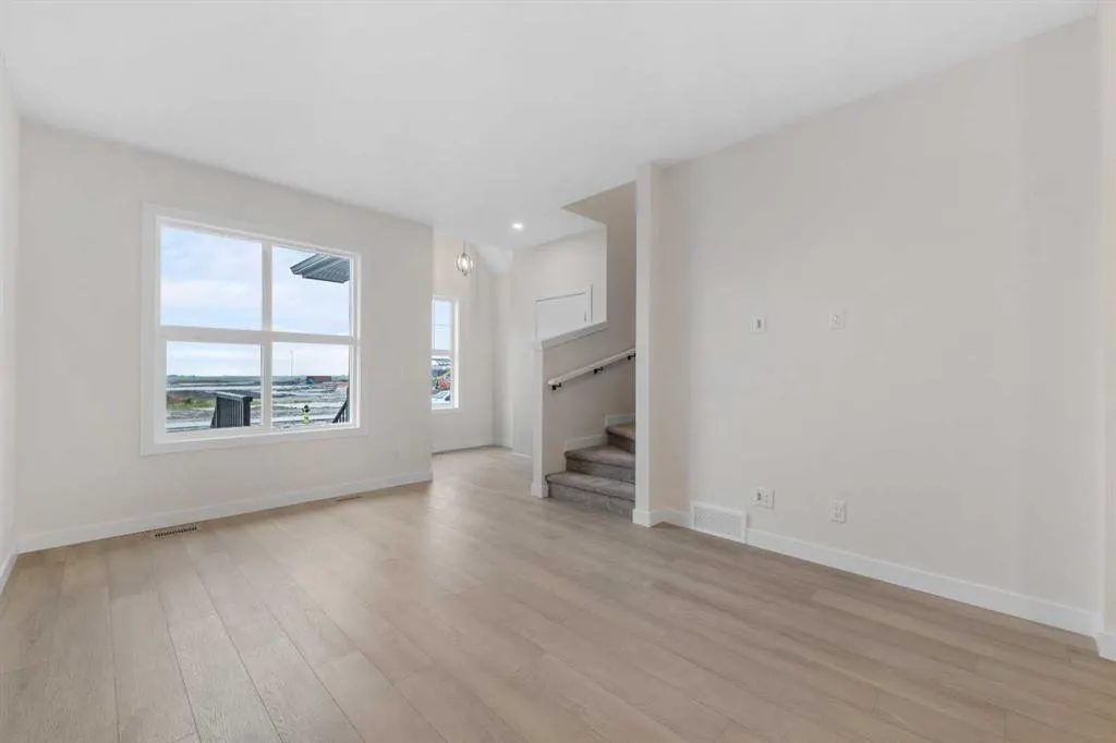 499 Homestead Drive NE