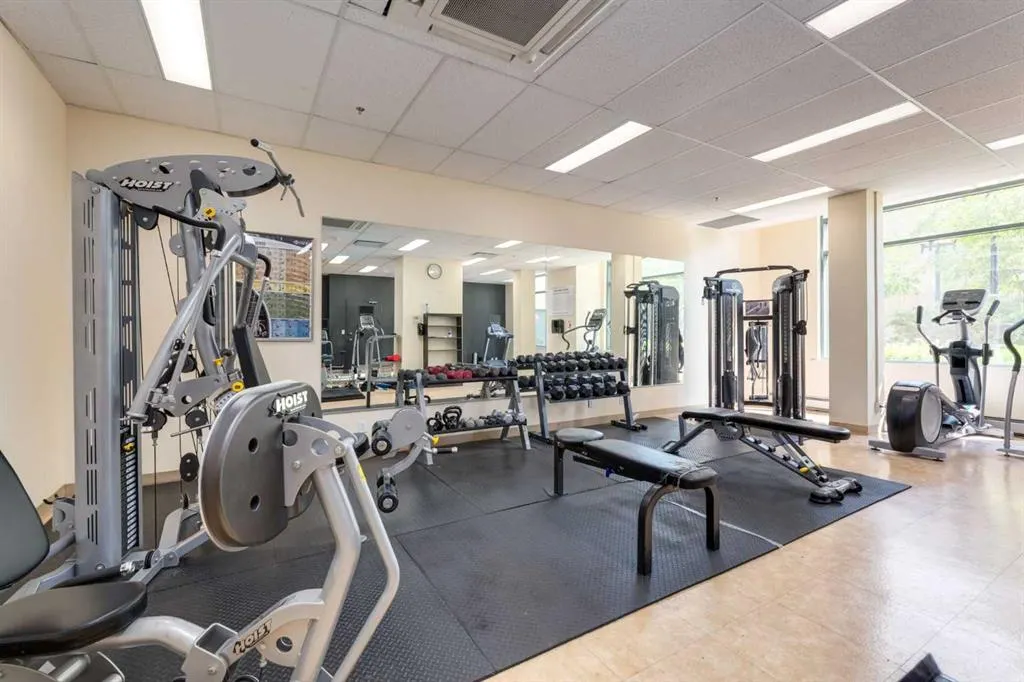 1111 6 Avenue SW, #716