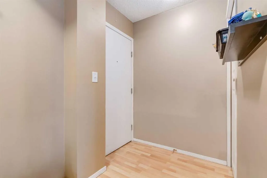 1111 6 Avenue SW, #716