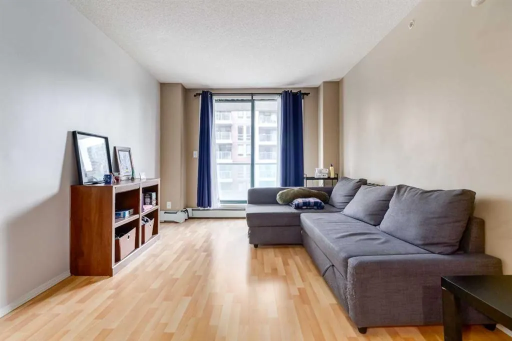 1111 6 Avenue SW, #716