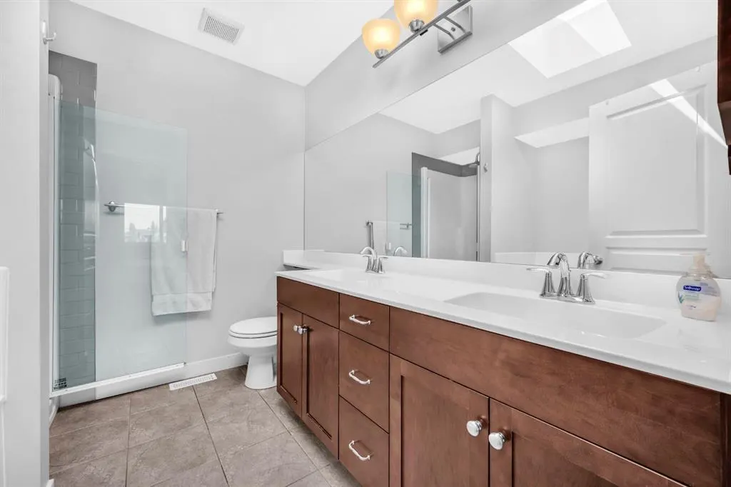 185 Evanspark Gardens NW