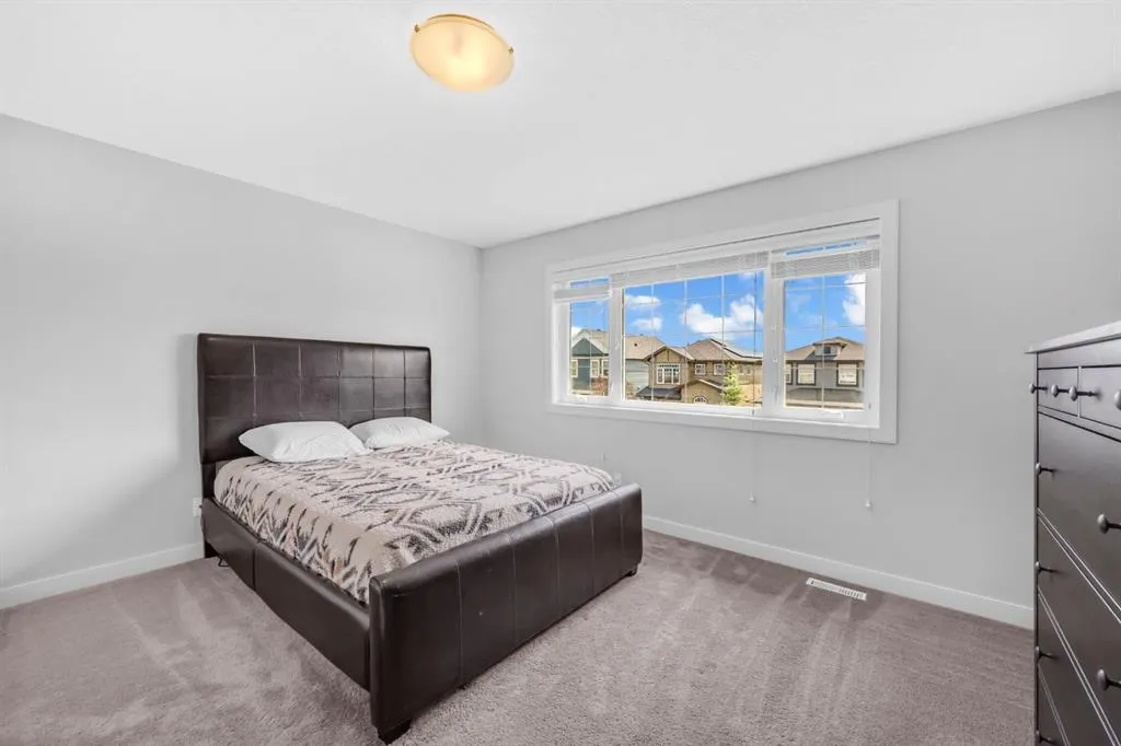 185 Evanspark Gardens NW