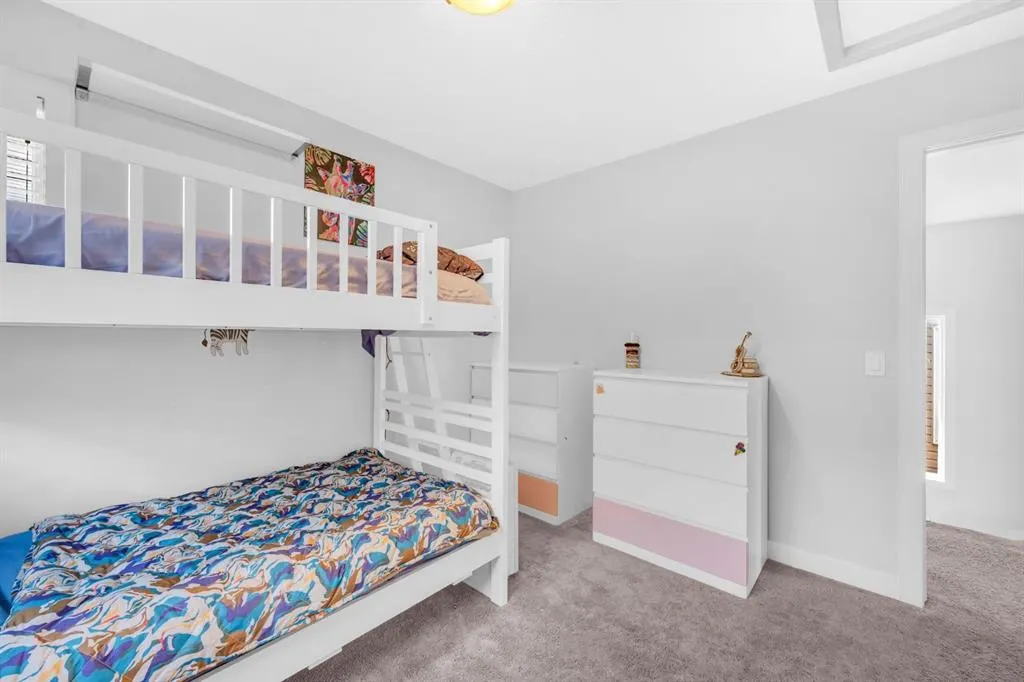 185 Evanspark Gardens NW