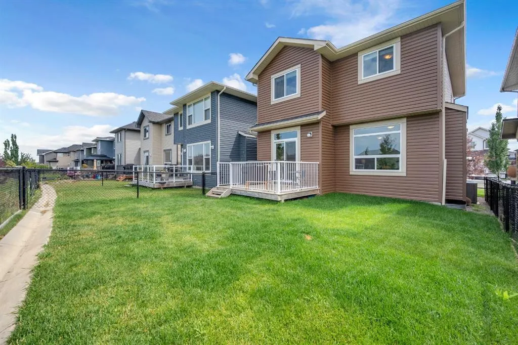 185 Evanspark Gardens NW