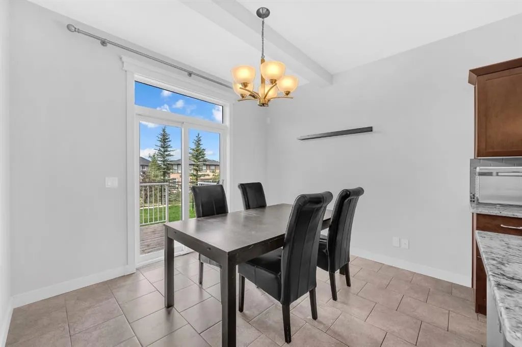 185 Evanspark Gardens NW