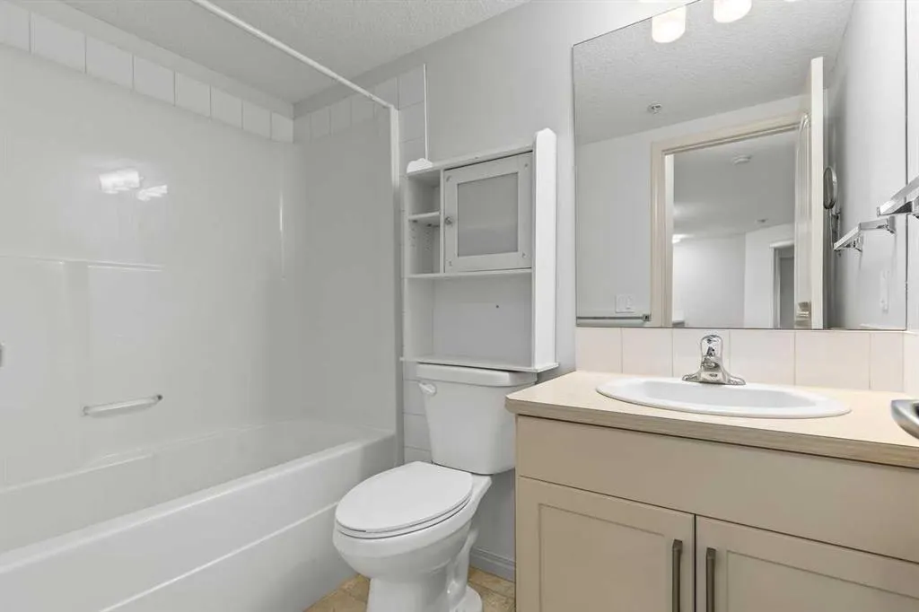 115 Prestwick Villas SE, #3114