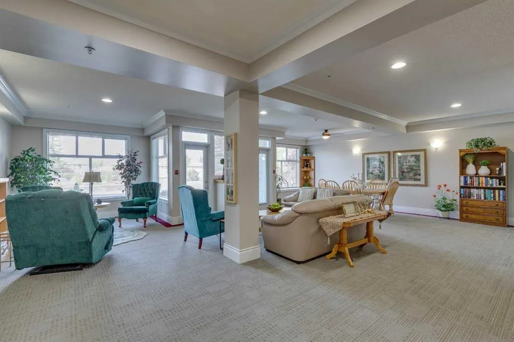 1010 Arbour Lake Road NW, #2125