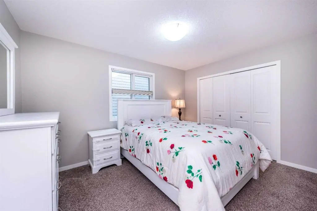 134 Howse Rise NE