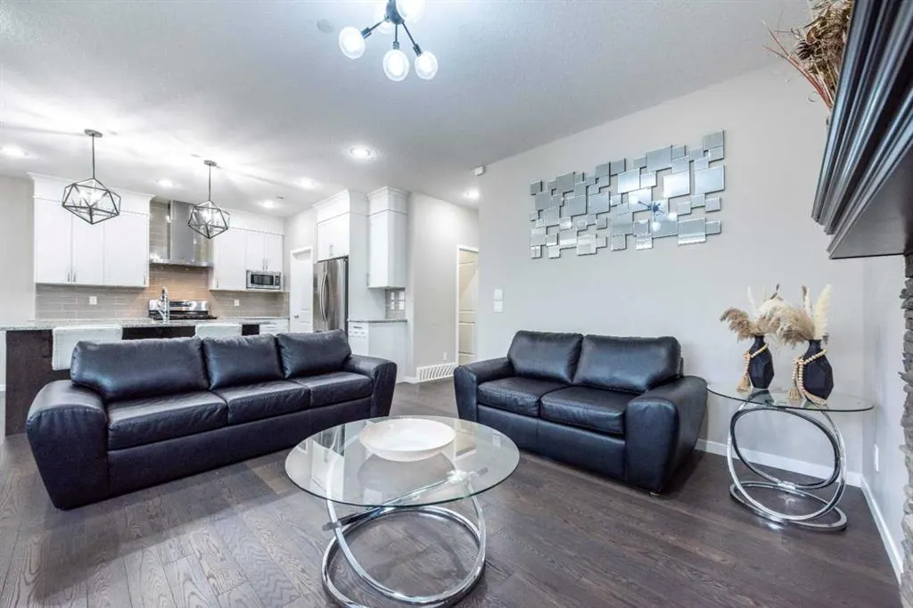 134 Howse Rise NE