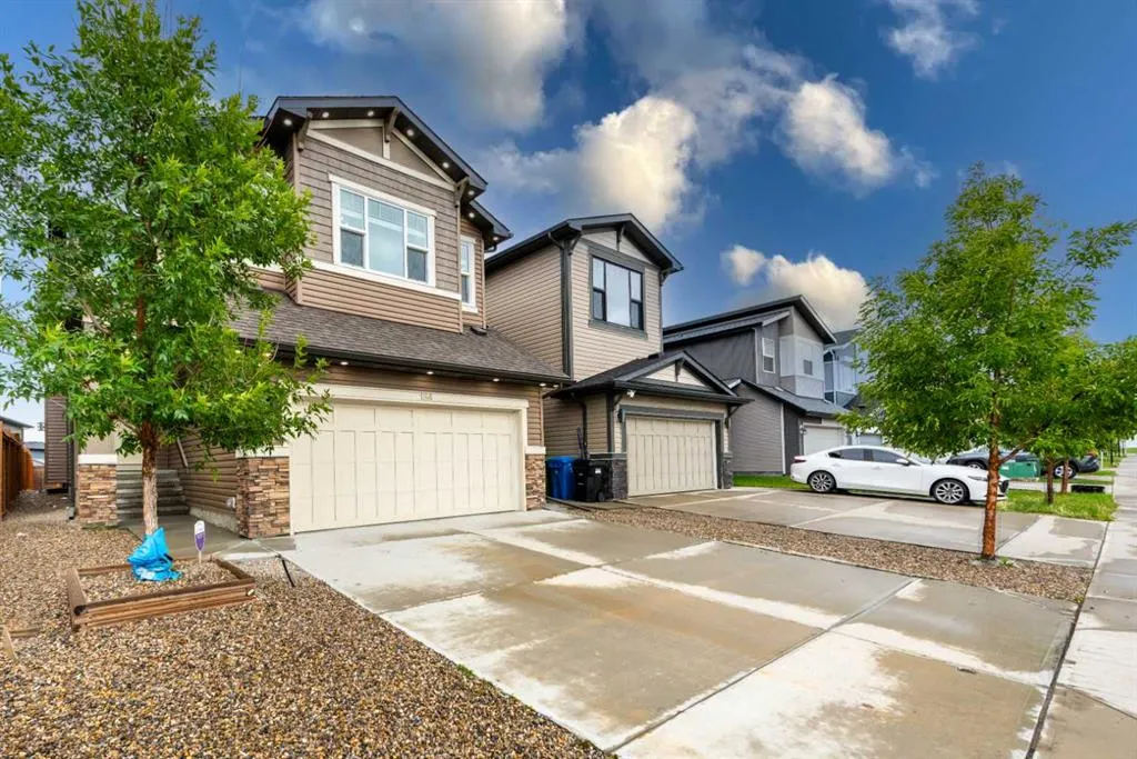 134 Howse Rise NE