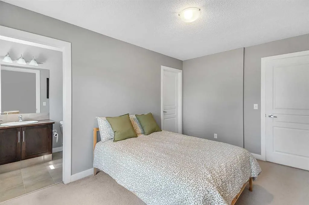 28 Heritage Drive, #13