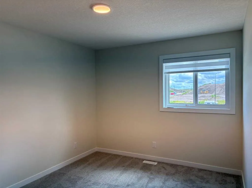 43 Legacy Glen Heights SE