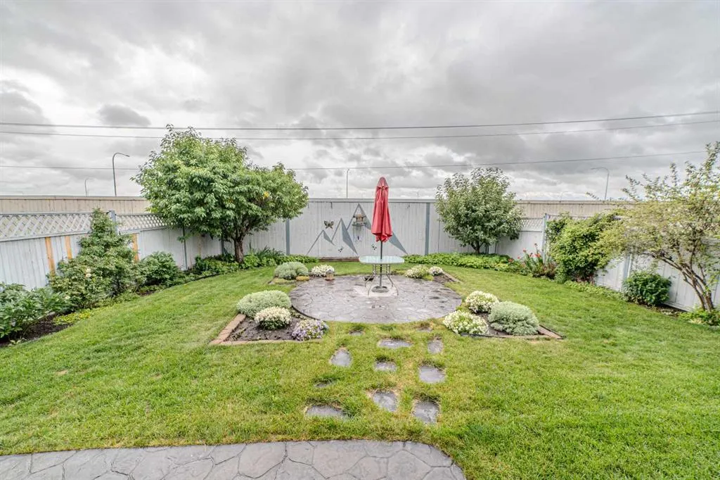 192 Somerglen Common SW