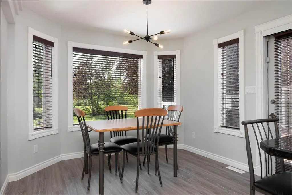 127 Berard Crescent