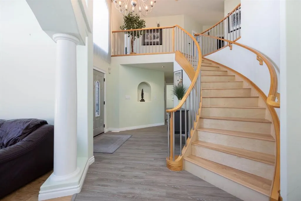 127 Berard Crescent