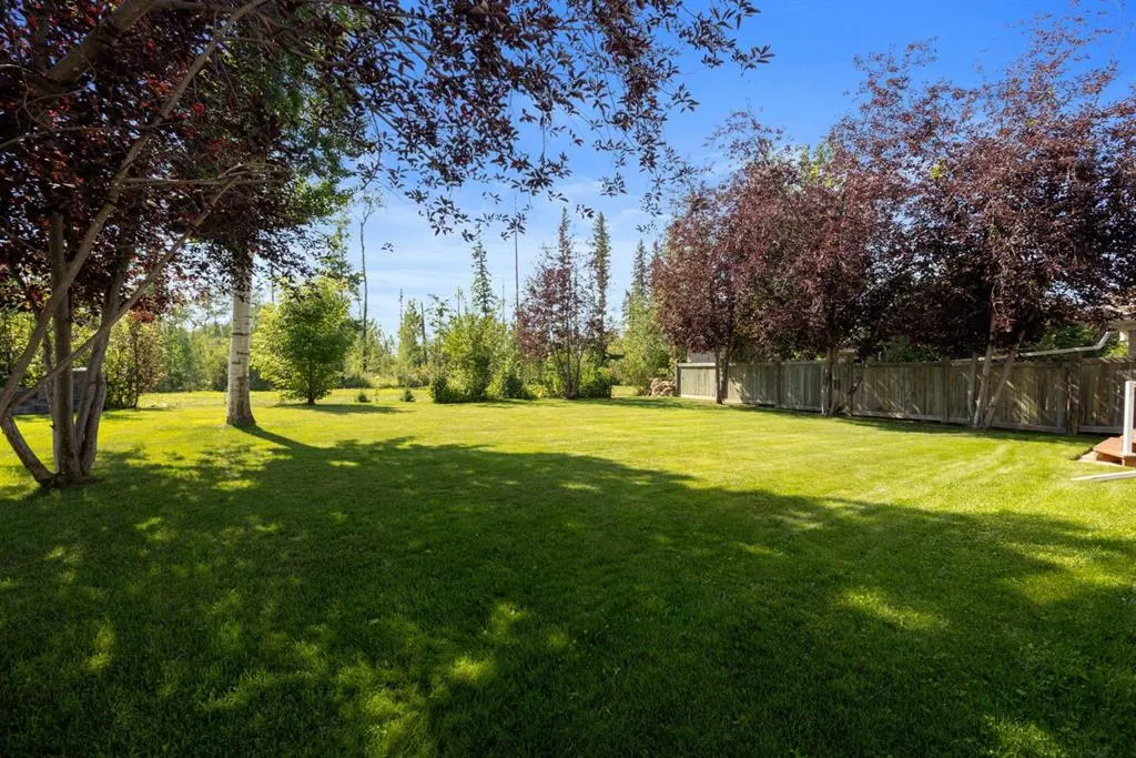 127 Berard Crescent