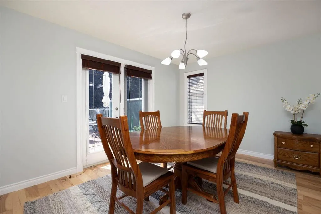 127 Berard Crescent
