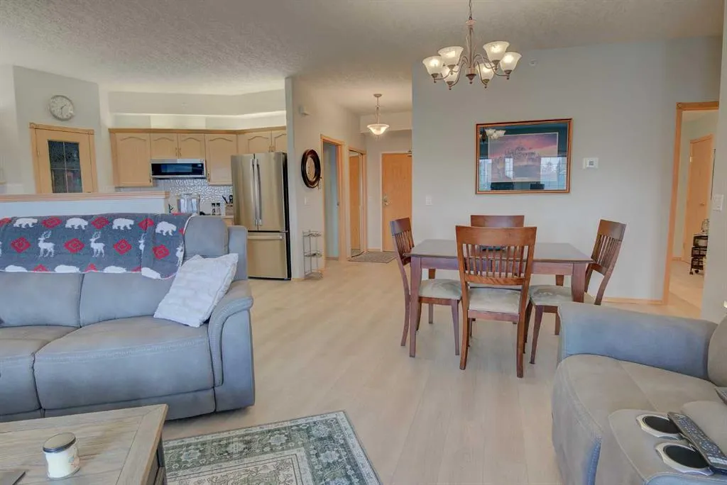 4805 45 Street, #405