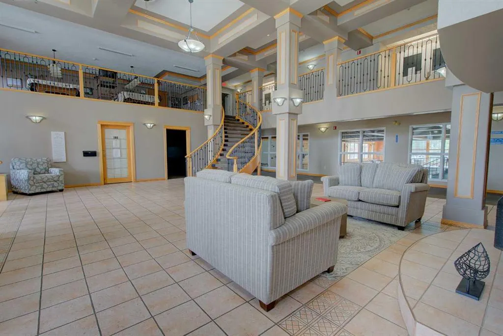 4805 45 Street, #405