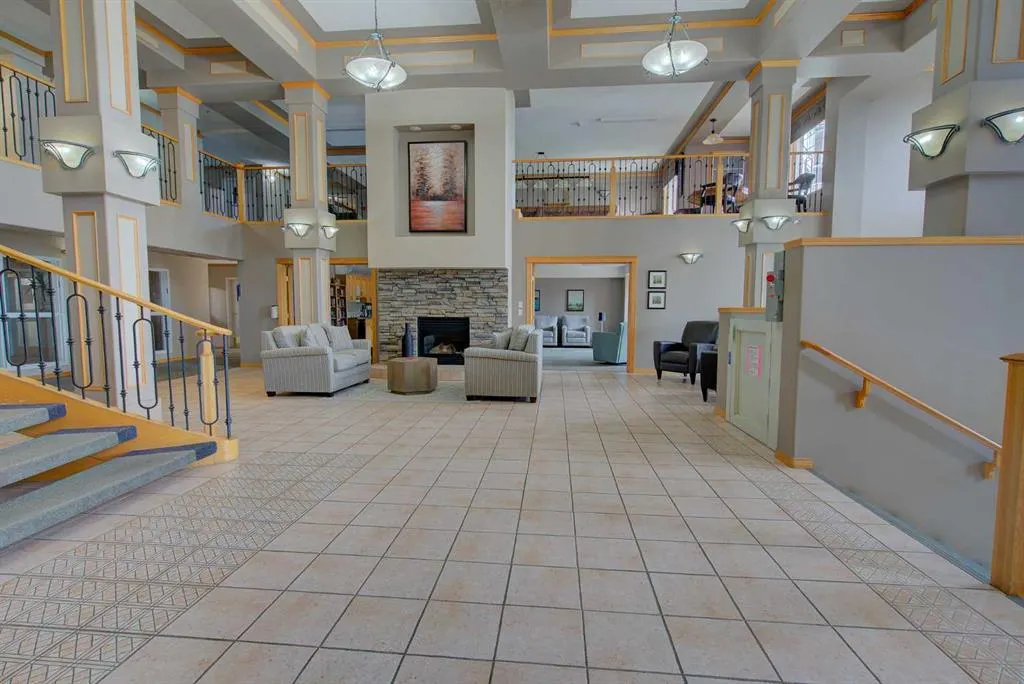 4805 45 Street, #405