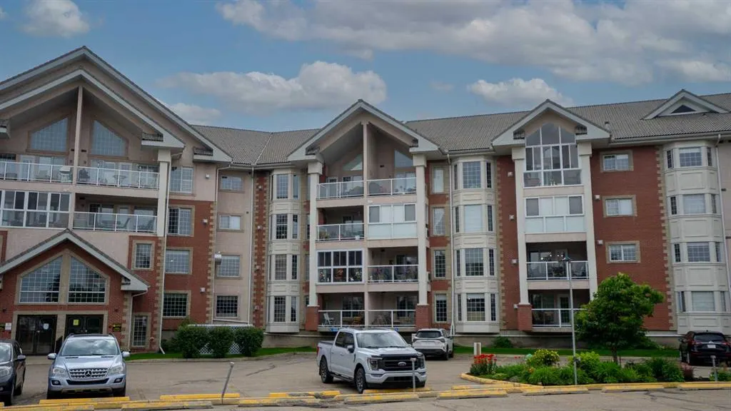 4805 45 Street, #405