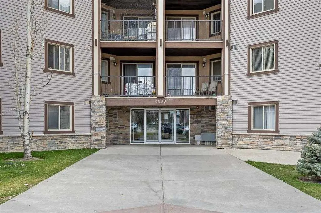 60 Panatella Street NW, #4408