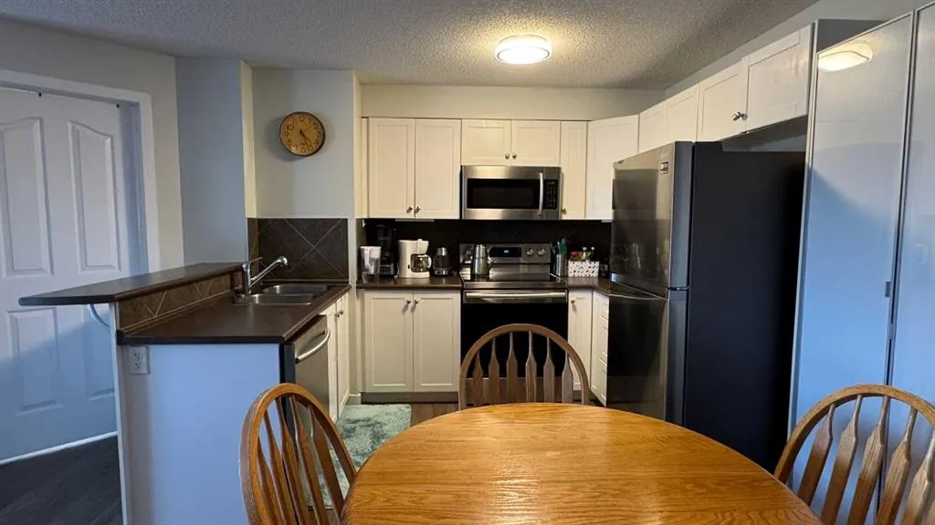 60 Panatella Street NW, #4408