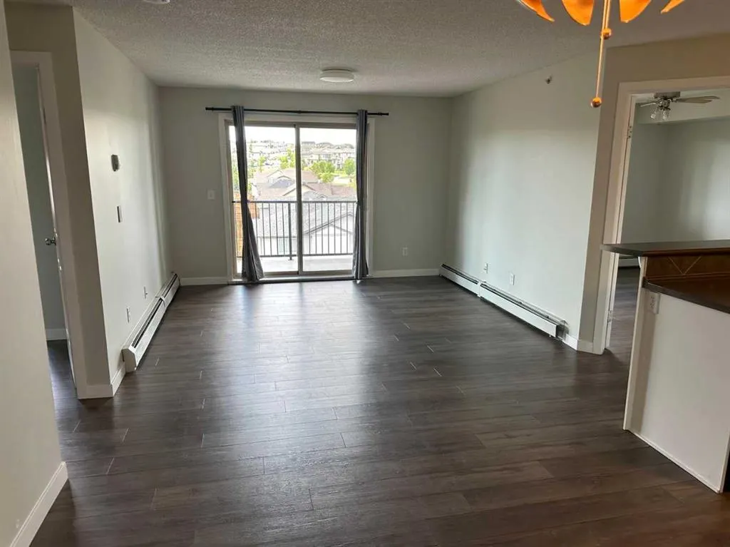 60 Panatella Street NW, #4408