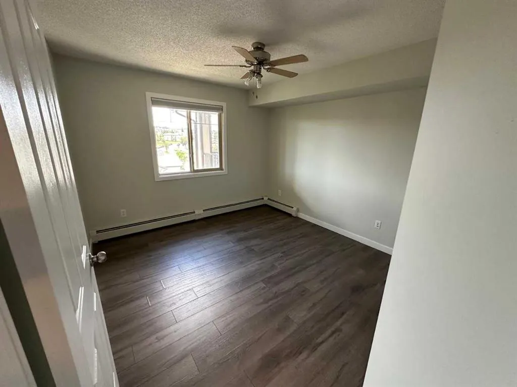 60 Panatella Street NW, #4408