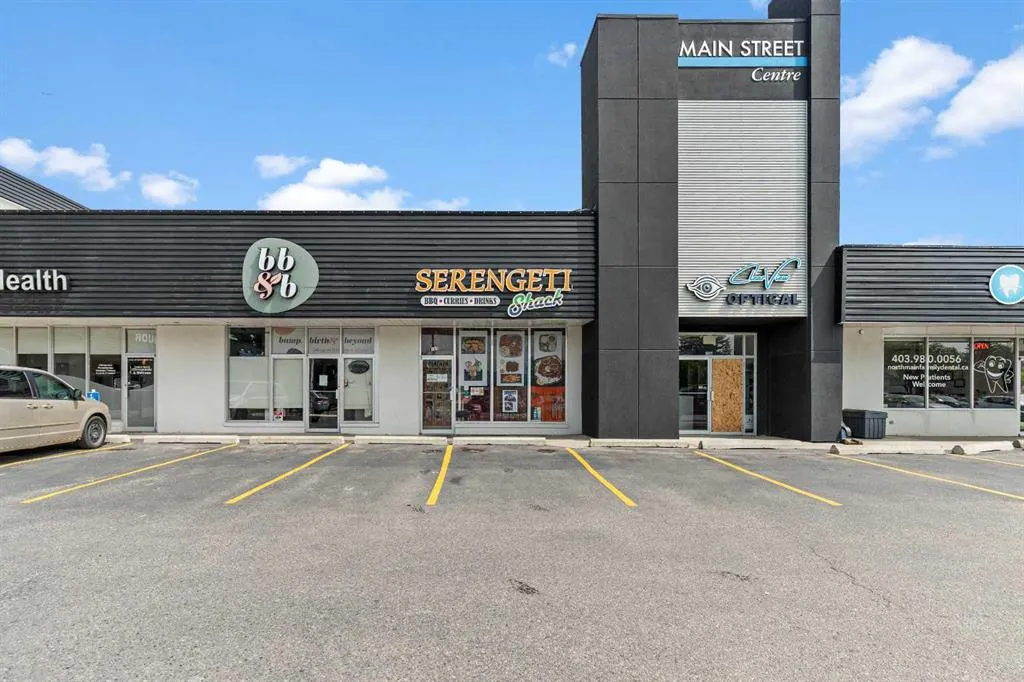 400 Main Street NE, #109