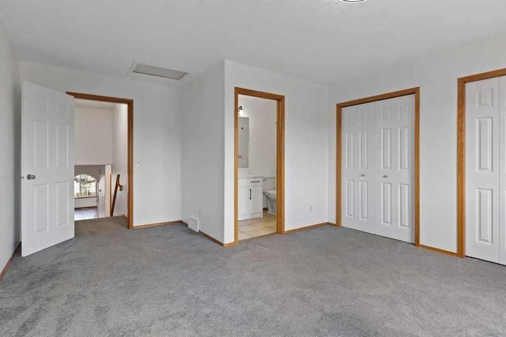 127 Tarawood Grove NE