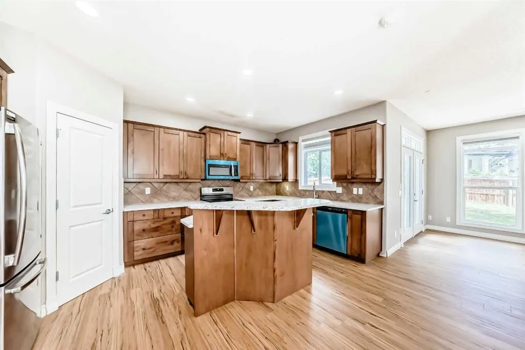 28 Covepark Mews NE