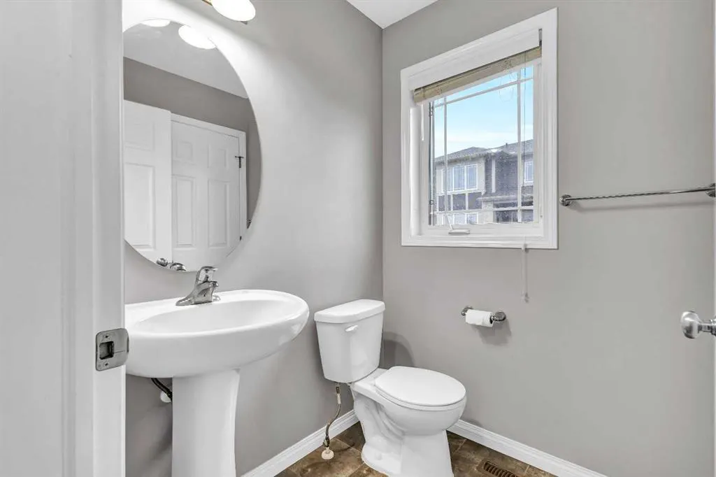 25 cityscape Row NE