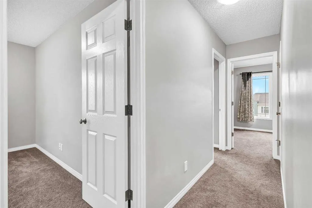 25 cityscape Row NE