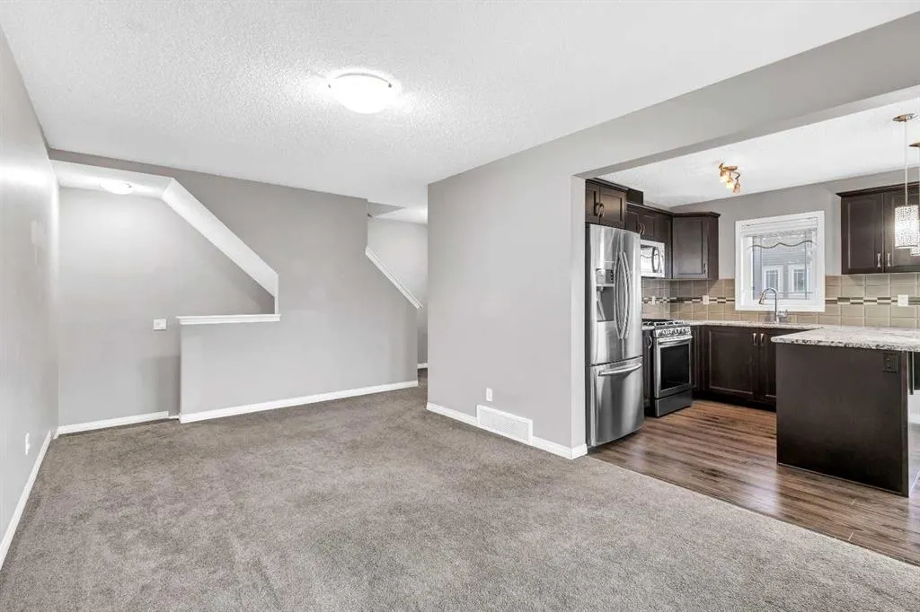 25 cityscape Row NE