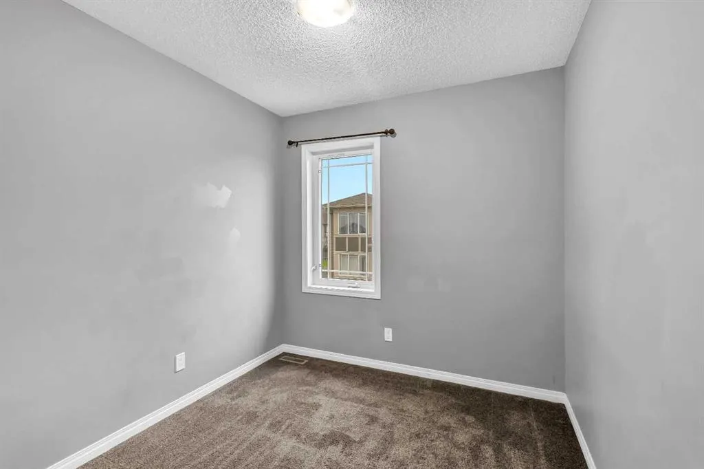 25 cityscape Row NE
