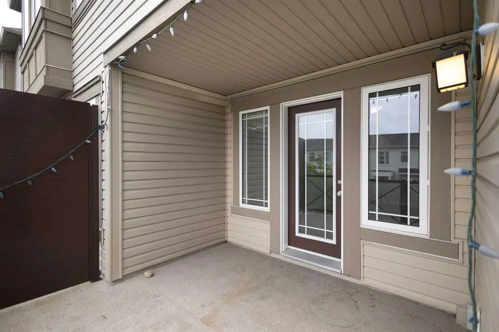 25 cityscape Row NE