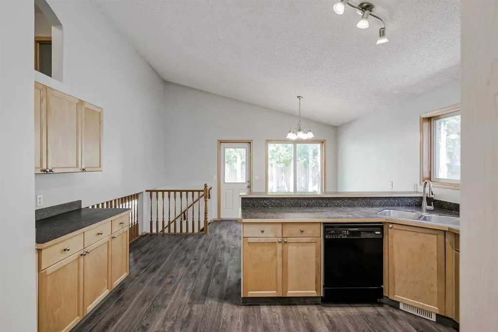 31 Panatella Drive NW