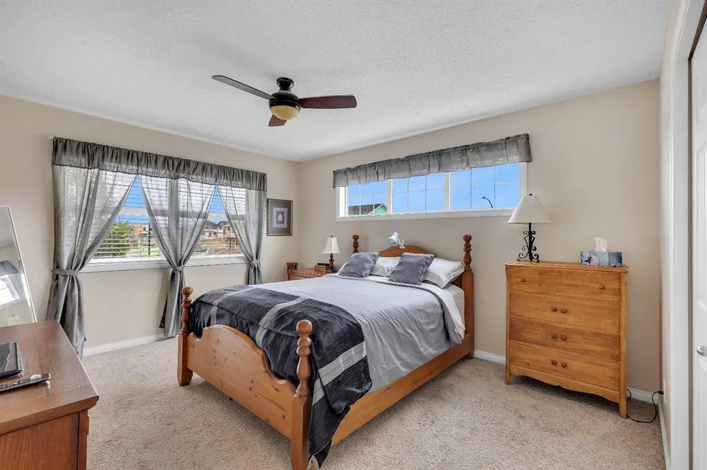 100 Clydesdale Way