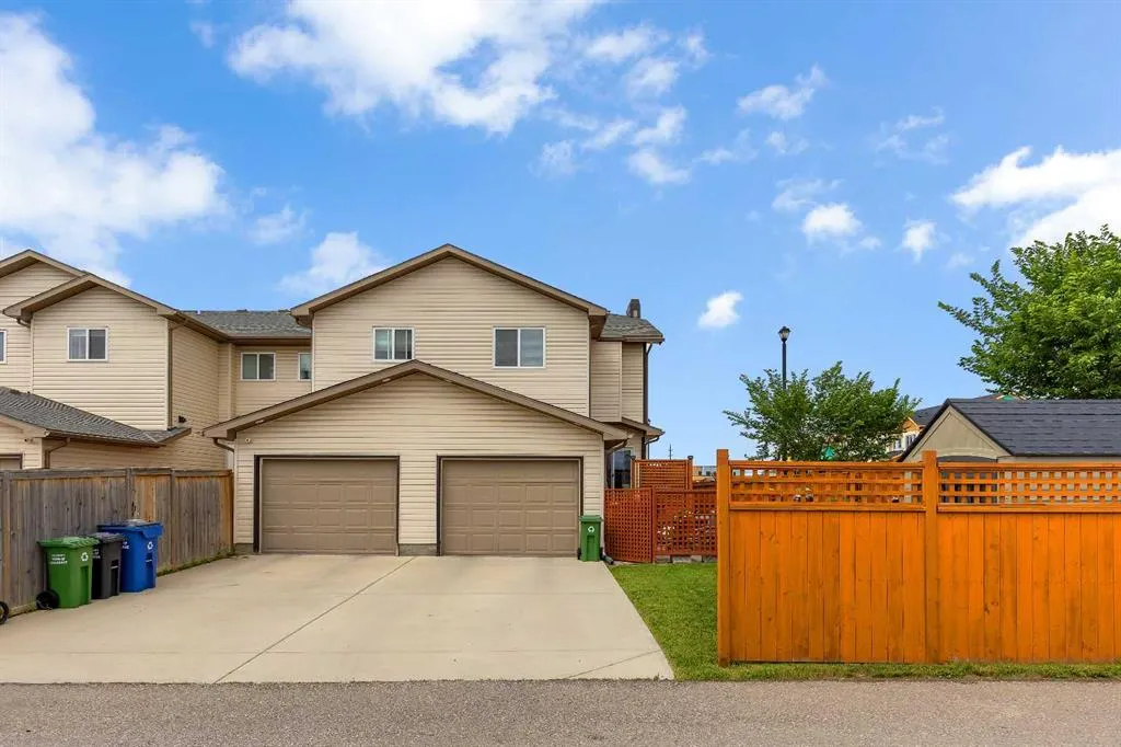 100 Clydesdale Way