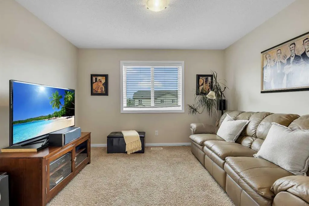 100 Clydesdale Way