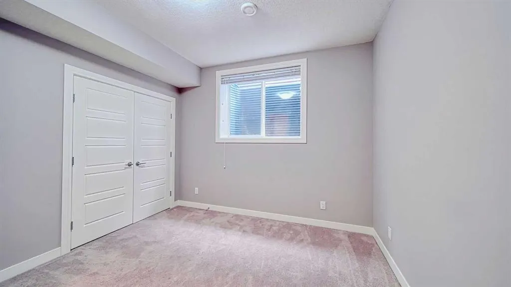 5 Nolanfield Point NW